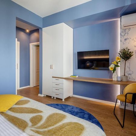 Apartamento Holt - Dolce In Napoli Bucarest Exterior foto