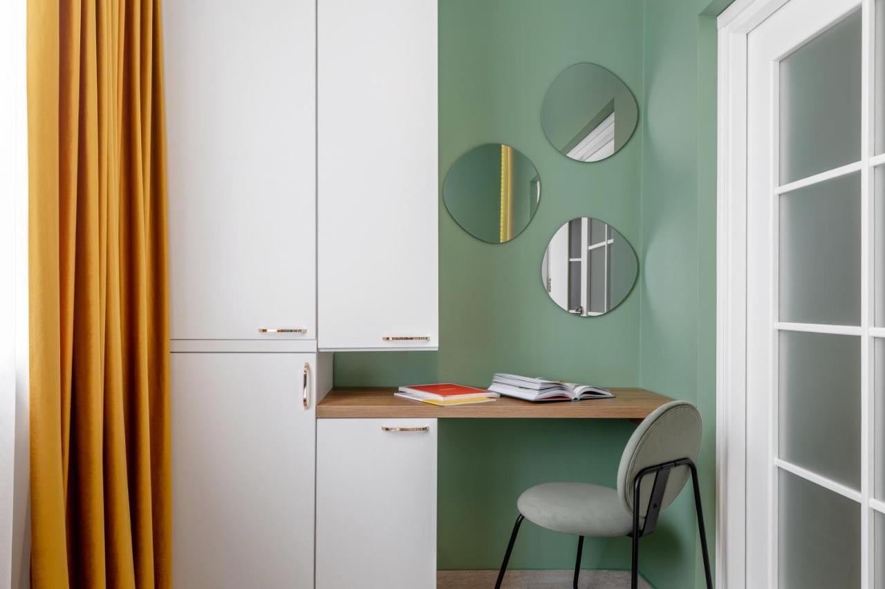 Apartamento Holt - Dolce In Napoli Bucarest Exterior foto