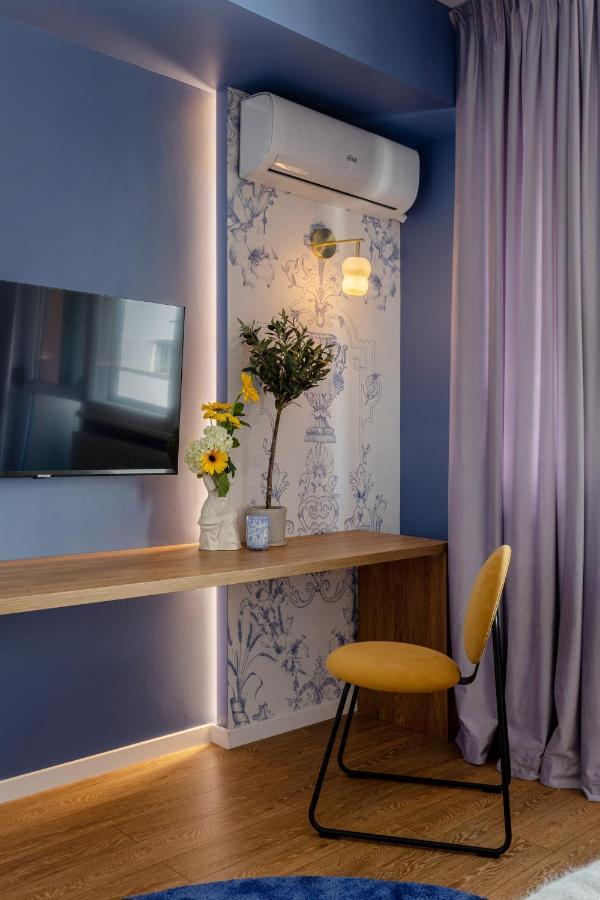 Apartamento Holt - Dolce In Napoli Bucarest Exterior foto