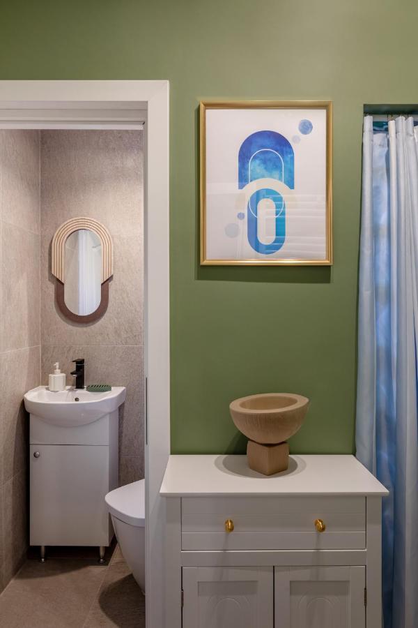 Apartamento Holt - Dolce In Napoli Bucarest Exterior foto